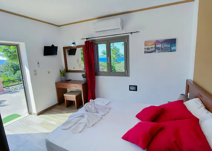 Beautiful Life Rooms With Sea View - Next To Elafonisi Beach